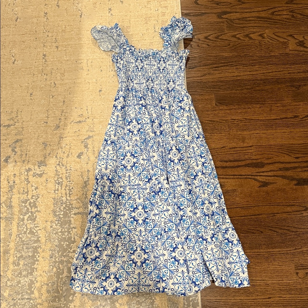 Hillhouse Home - Classic Nap Dress in Blue and White